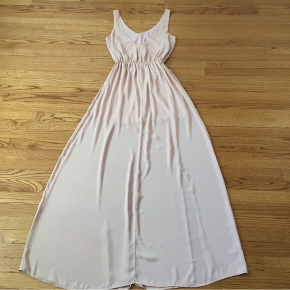 NEW Show Me Your MuMu V-neck Nude Pink Chiffon Side Slit Maxi Bridesmaids Dress - Picture 16 of 16